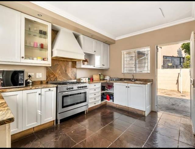 4 BEDROOM PROPERTY TO RENT IN NEW BRIGHTON